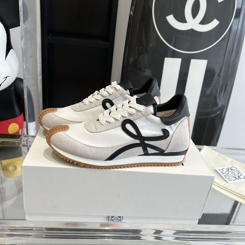 Loewe Sneakers